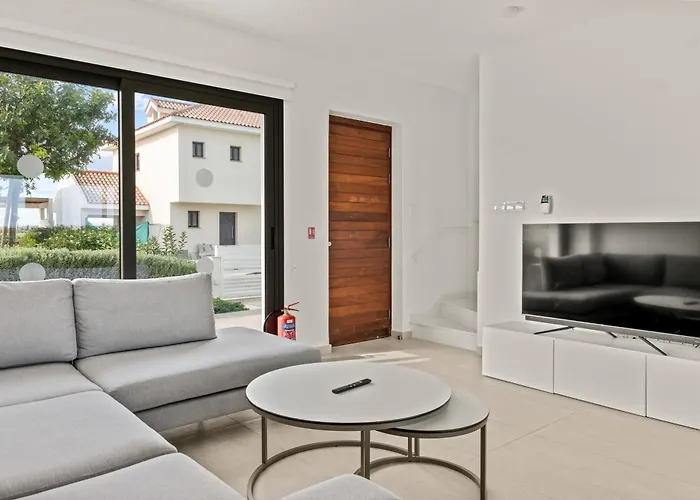 Villa Serenity Waves 20 Larnaca